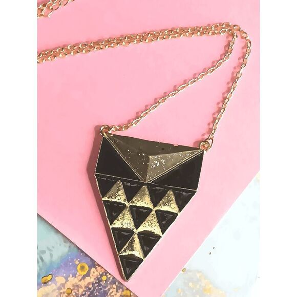 *Clearance* Ladies Gold Triangular Necklace - Picture 1 of 3